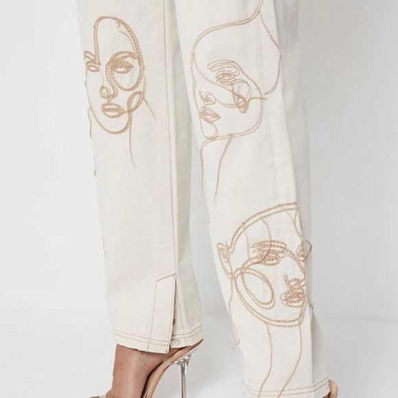 SOLD OFFSITE - Picture 6 of 9